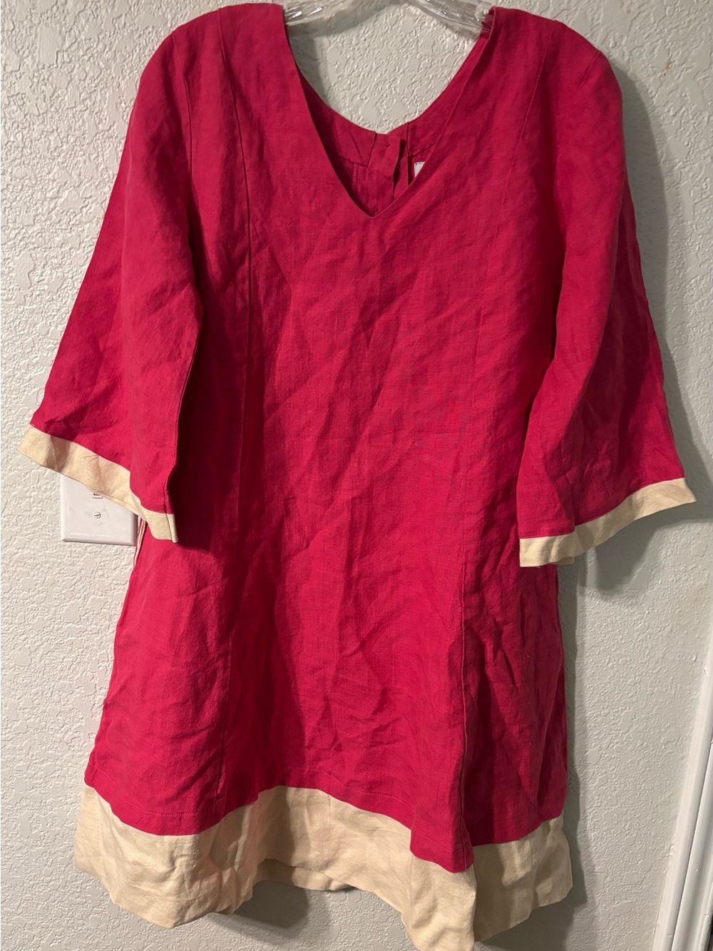 B Label Bright Fuchsia Tunic with Cream Trim size S